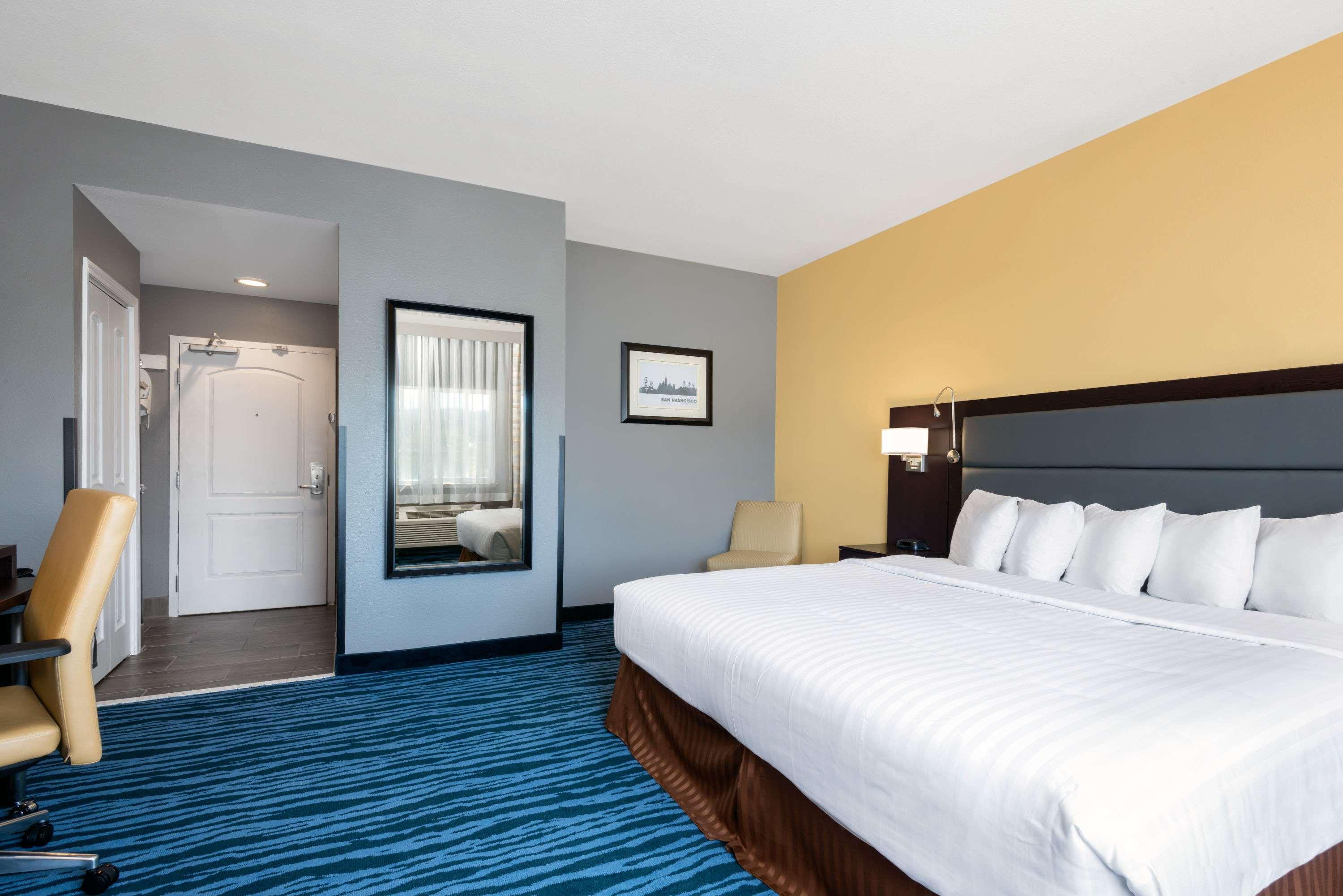Hotel 1550 San Bruno Exterior photo